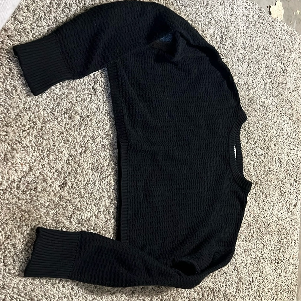 Black cropped sweater